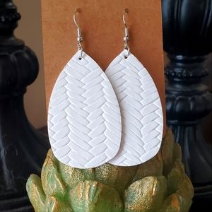 White Weave Oval Earrings